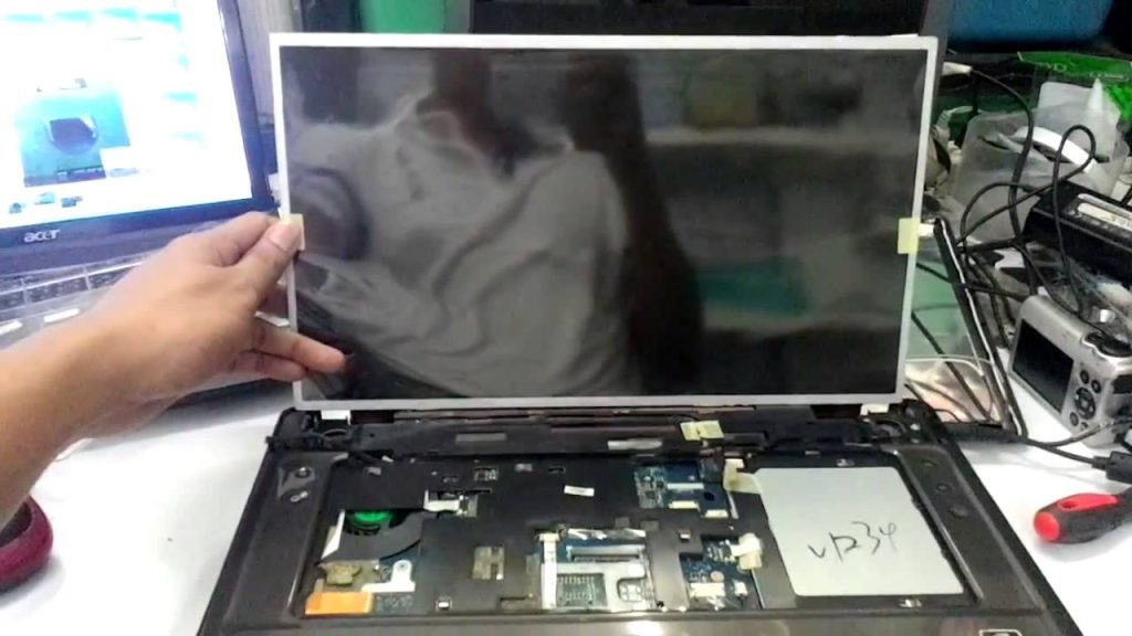 LAPTOP SCREEN REPLACEMENT 11 maxresdefault 1